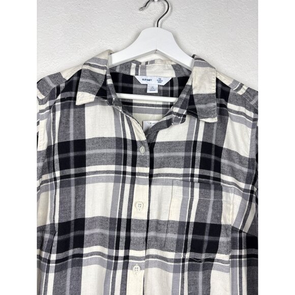 Old Navy Black & White Plaid Long Sleeve Button-Down Flannel Shirt Size 1X - Picture 3 of 7